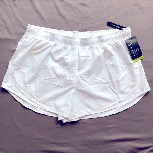 Nike shorts - Picture 2 of 4